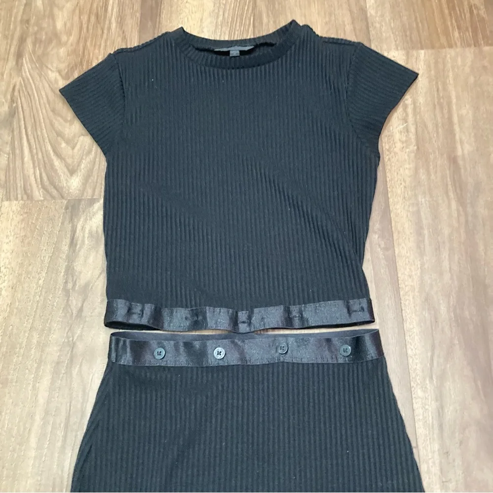 Guess Black Ribbed Two-Piece/ Midi Skirt Set - Picture 3 of 5